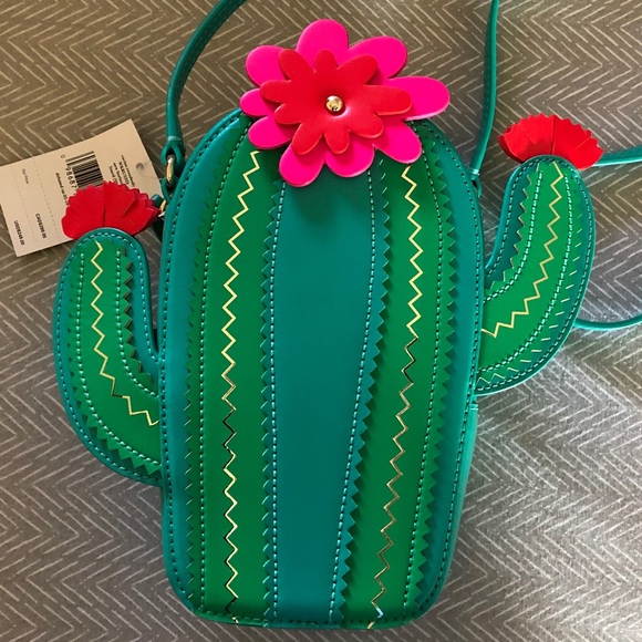 kate spade Handbags - Kate Spade “New Horizons” Cactus Crossbody